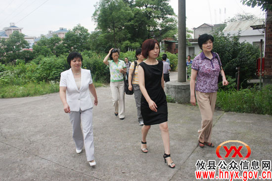 省台办李晓玲一行专程到攸县台资企业调研指导工作