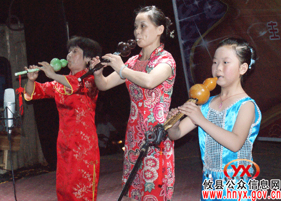 “雅乐声声颂党恩”专场音乐会昨晚在滨江大道举行