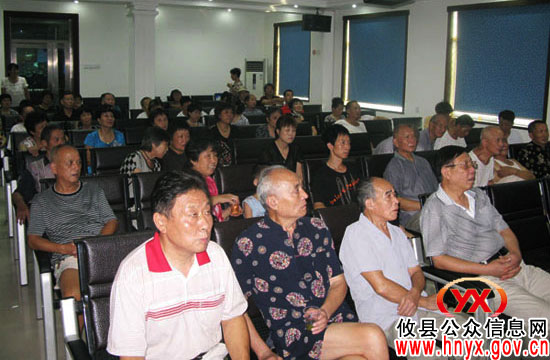 攸县城关镇雪花社区组织部分居民参加消防知识培训