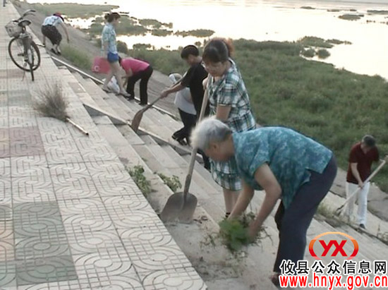 攸县雪花社区党员“三创四化”义务清扫活动