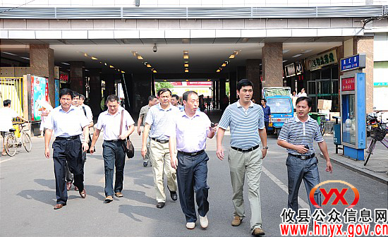 市城管局局长朱振湘一行来攸县调研工作