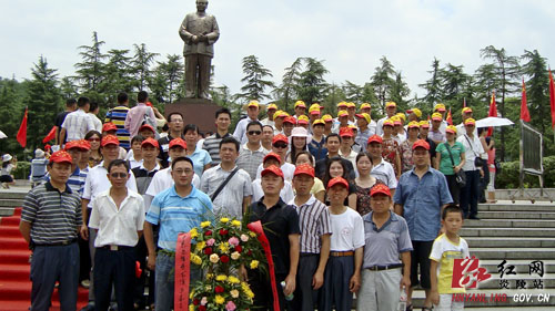 垄溪乡：参观伟人故里，感受红色文化