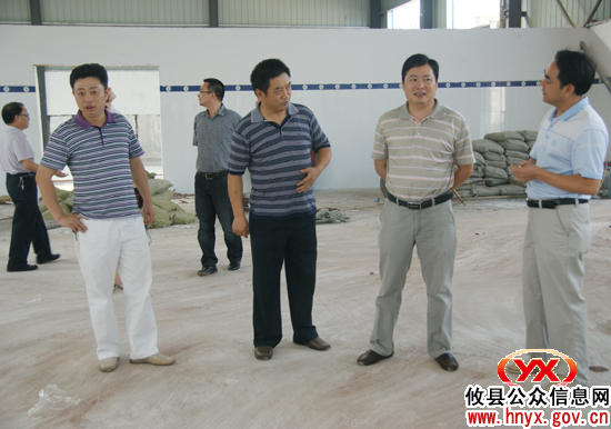 熊炜率办点单位负责人到上云桥镇调研指导工作