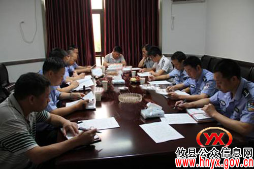 李子善一行到县公安局调研指导工作