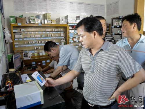 市物价局局长刘春生来炎调研指导基药工作