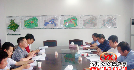 邝邹飞一行到黄丰桥镇督查指导工作