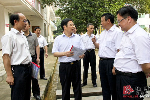 黄诗燕：抓教育就是抓经济，抓教育就是抓未来