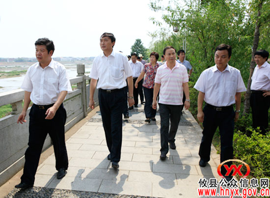 副省长徐明华一行来攸县视察农业和农村工作