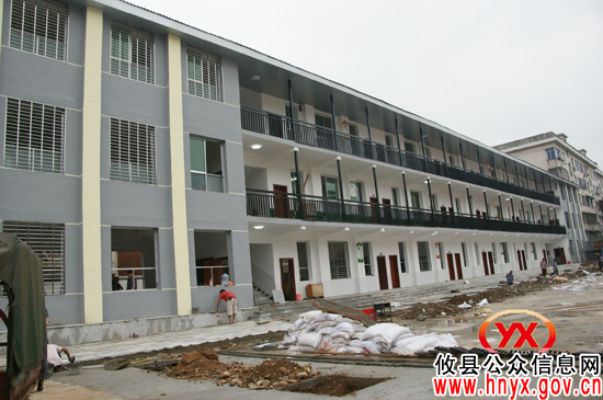 攸县东北街小学抢抓改造进度迎开学