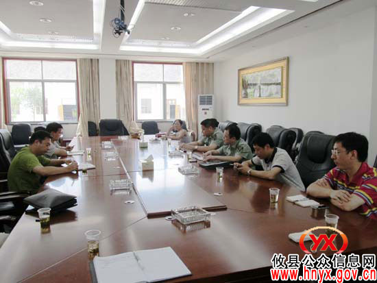 杨建平率办点单位负责人到石羊塘镇指导工作