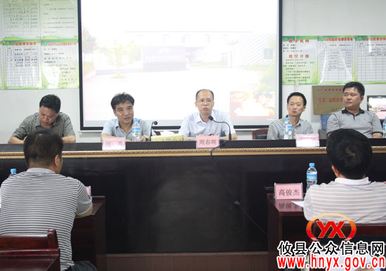 浏阳市委周春晖率枨冲镇镇村干部来攸县考察城乡环卫整治