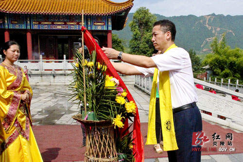 省农发行副行长胡世才一行来炎考察