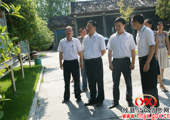 谭智勇、彭良平率团赴炎陵考察学习党务公开工作