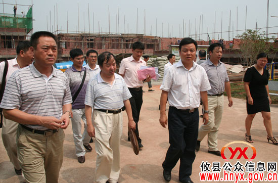 胡湘之一行到石羊塘镇、鸭塘铺乡调研指导工作