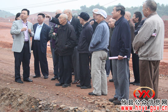 攸县召开离休、副县级以上退休干部县情通报会
