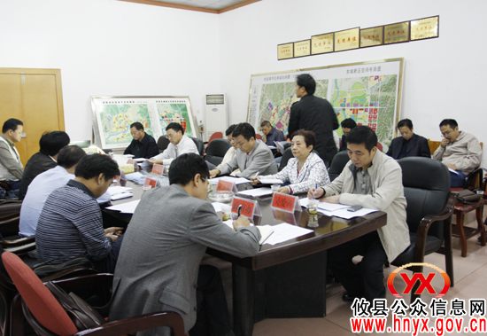 攸县党政主要领导调研县规划、市场服务中心工作