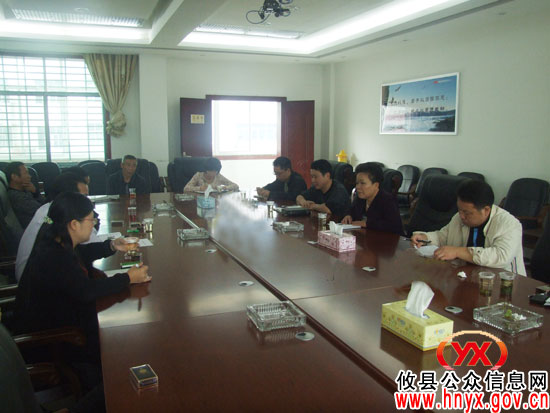 黄清秀一行到石羊塘镇进行电信专项工作评议调查