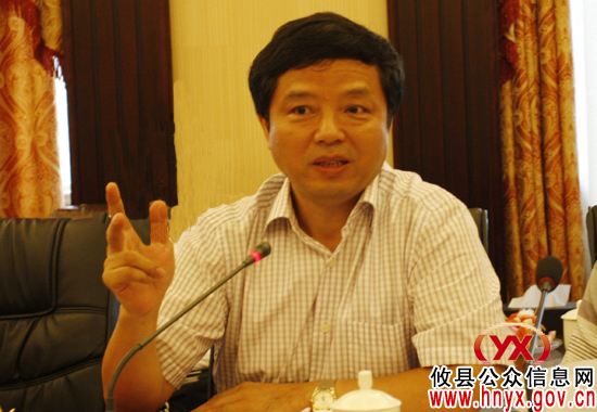 市人大常委会副主任杨宋虎一行来攸县督查科技工作