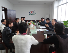 省卫生厅疾控处处长李树民一行来我区督导慢性病综合防控示范区创建工作