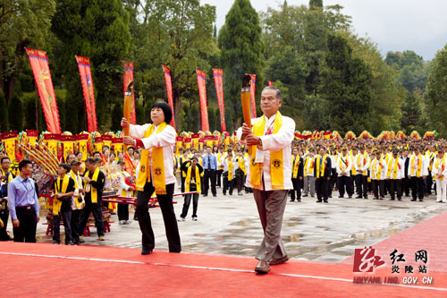 辛卯年海峡两岸炎帝神农祭祀大典隆重举行