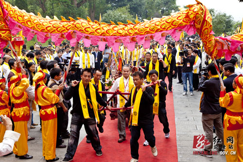 辛卯年海峡两岸炎帝神农祭祀大典隆重举行