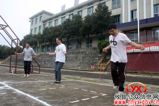 攸县广大干群多形式庆祝中华人民共和国62岁华诞