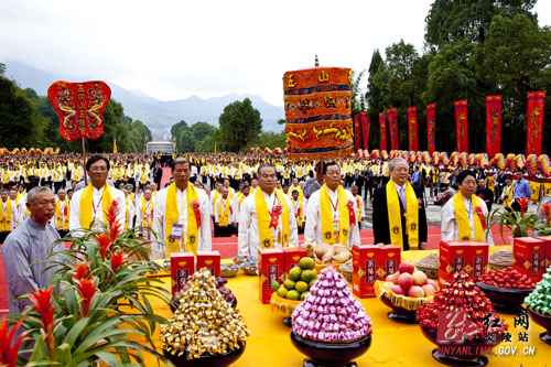 辛卯年海峡两岸炎帝神农祭祀大典隆重举行