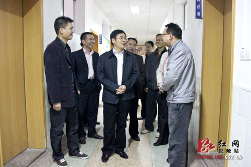 黄诗燕：保障人民健康是我们重要的职责