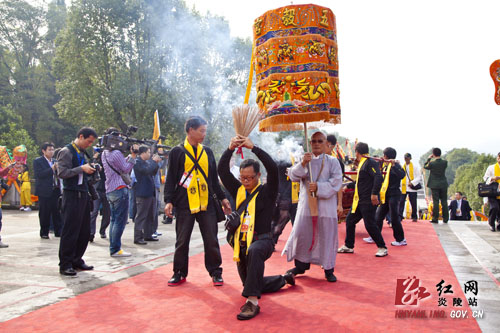 辛卯年海峡两岸炎帝神农祭祀大典隆重举行