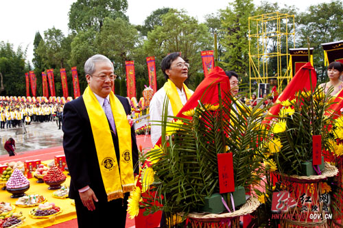 辛卯年海峡两岸炎帝神农祭祀大典隆重举行