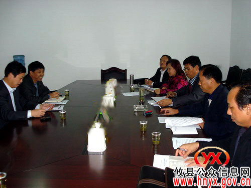 省农业厅青先国一行来攸县督查乡镇农技机构改革情况
