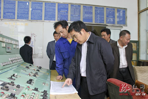 黄诗燕：抓生态环境建设，促乡镇经济发展