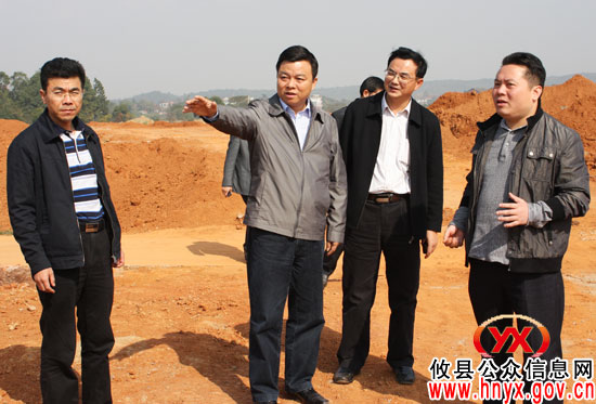 胡湘之一行连续两天到5个乡镇开展工作调研