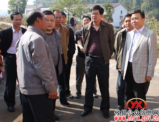 环保部生态司副司长邱启文一行来攸县视察指导工作