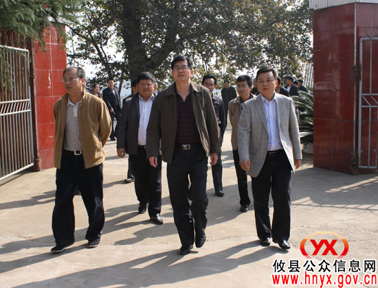 环保部生态司副司长邱启文一行来攸县视察指导工作