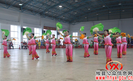全市第四届大众运动会健身秧歌赛在攸县拉开帷幕
