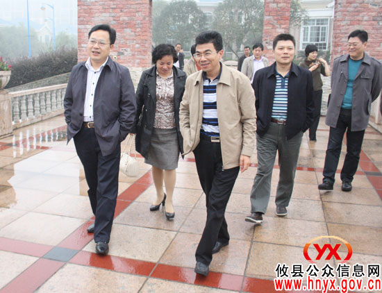常德市武陵区委副书记杨天生率团来攸县考察城市管理
