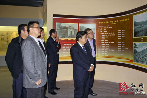 中共江苏省淮安市委书记刘永忠一行到炎帝陵祭祖参观