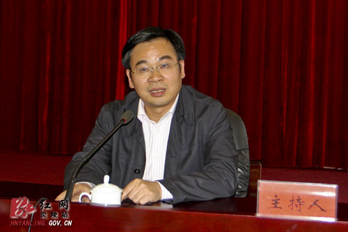 黄诗燕：深刻领会党的十七届六中全会精神 全面推动我县文化大繁荣