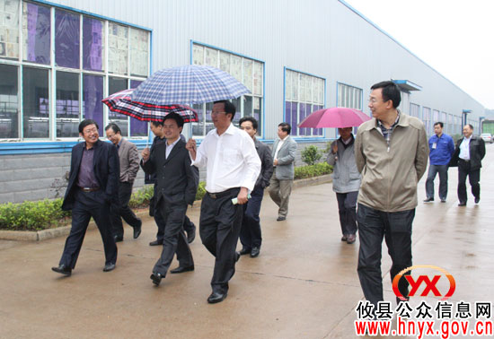 市委组织部周琪一行来攸县督查“两新”组织党建工作