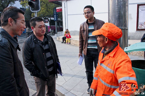 黄诗燕：从＂五抓＂＂四强化＂入手 抓好城市管理工作