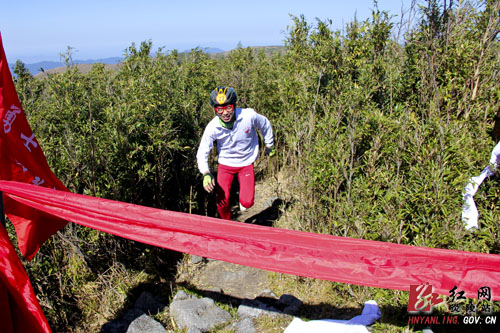 炎陵县举行2011酃峰＂新铁人三项＂挑战赛