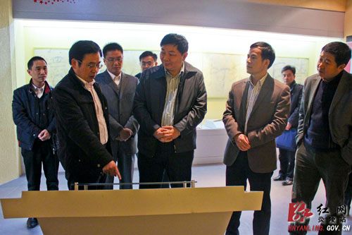 谢清纯来炎考核党风廉政建设和推进惩防体系建设工作