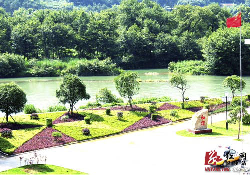 炎陵：集中连片整治＂扮靓＂新农村