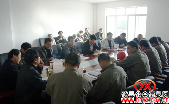 邝邹飞、胡湘之再次到网岭火电B厂现场办公