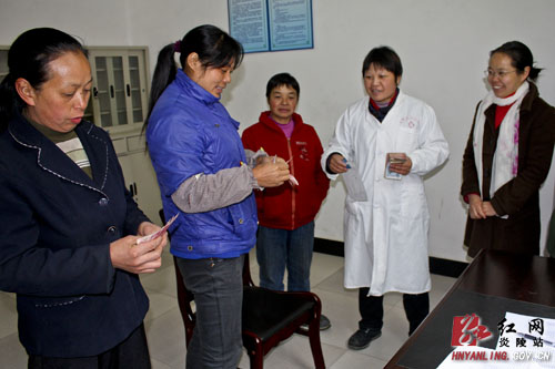 大院农场13位患者获新农合 ＂二次追补＂