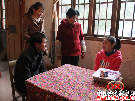 团市委副书记梁天琛一行来攸县走访部分农民工子女