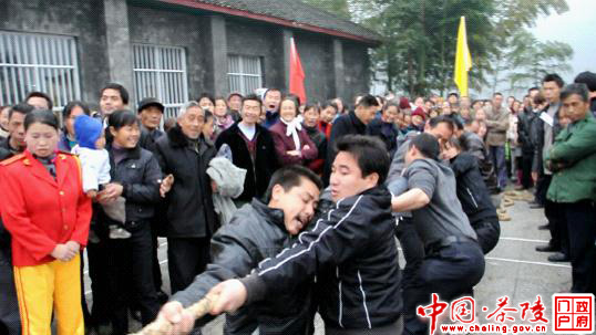 “双庆”迎新年