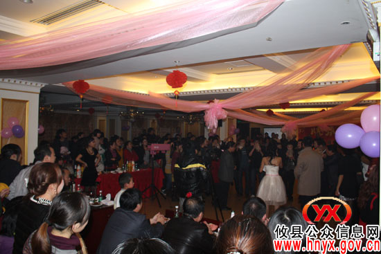 攸县中医院举行“2012年新年酒会”