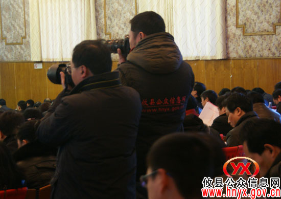 【“两会”花絮】各路媒体进驻现场 将为网友及时提供相关信息